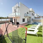 Amarilla Golf Family Βίλα *